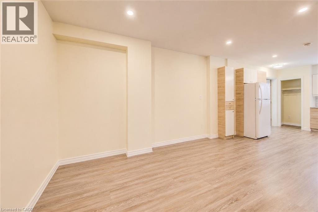 284 WESTCOURT Place thumbnail 10