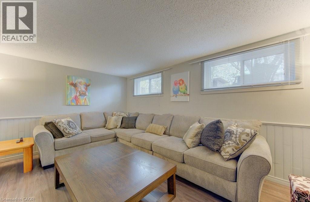108 CLEARWATER Crescent thumbnail 29