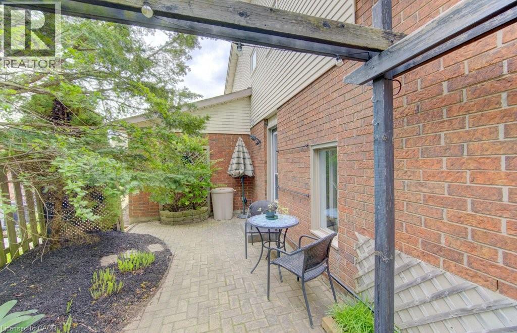 108 CLEARWATER Crescent thumbnail 40