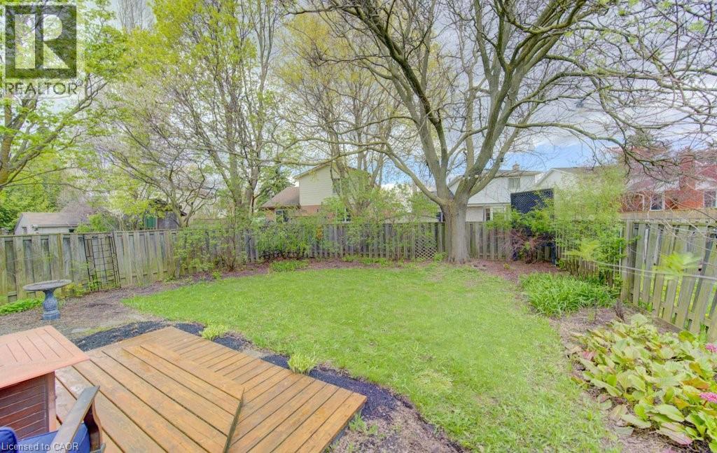 108 CLEARWATER Crescent thumbnail 42