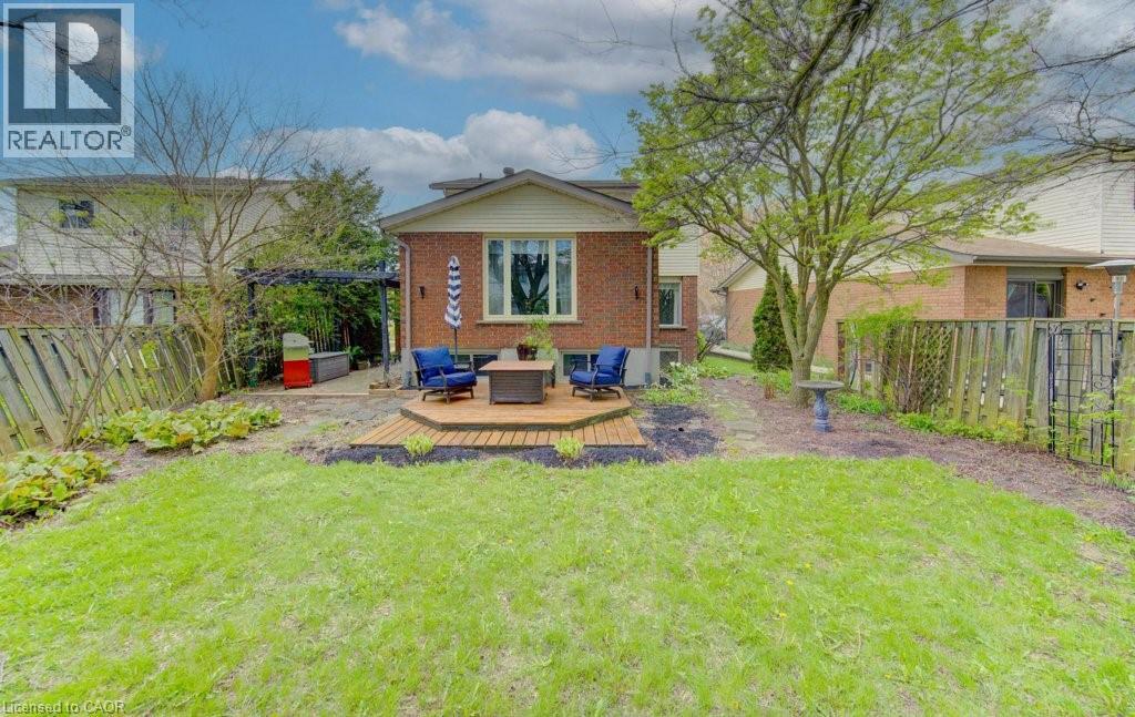 108 CLEARWATER Crescent thumbnail 44
