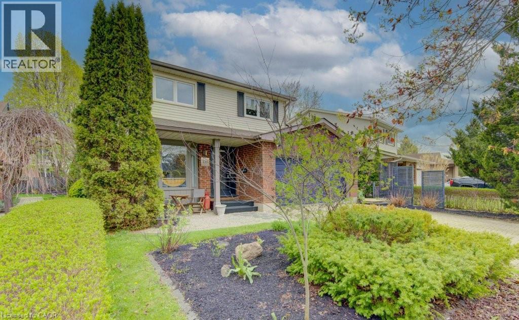 108 CLEARWATER Crescent thumbnail 5