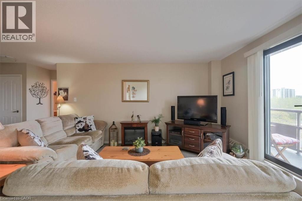 1100 COURTLAND Avenue E Unit# 407 thumbnail 13