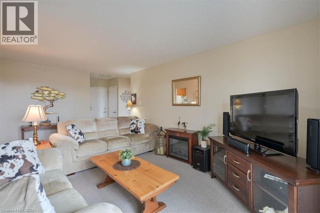 1100 COURTLAND Avenue E Unit# 407 thumbnail 14