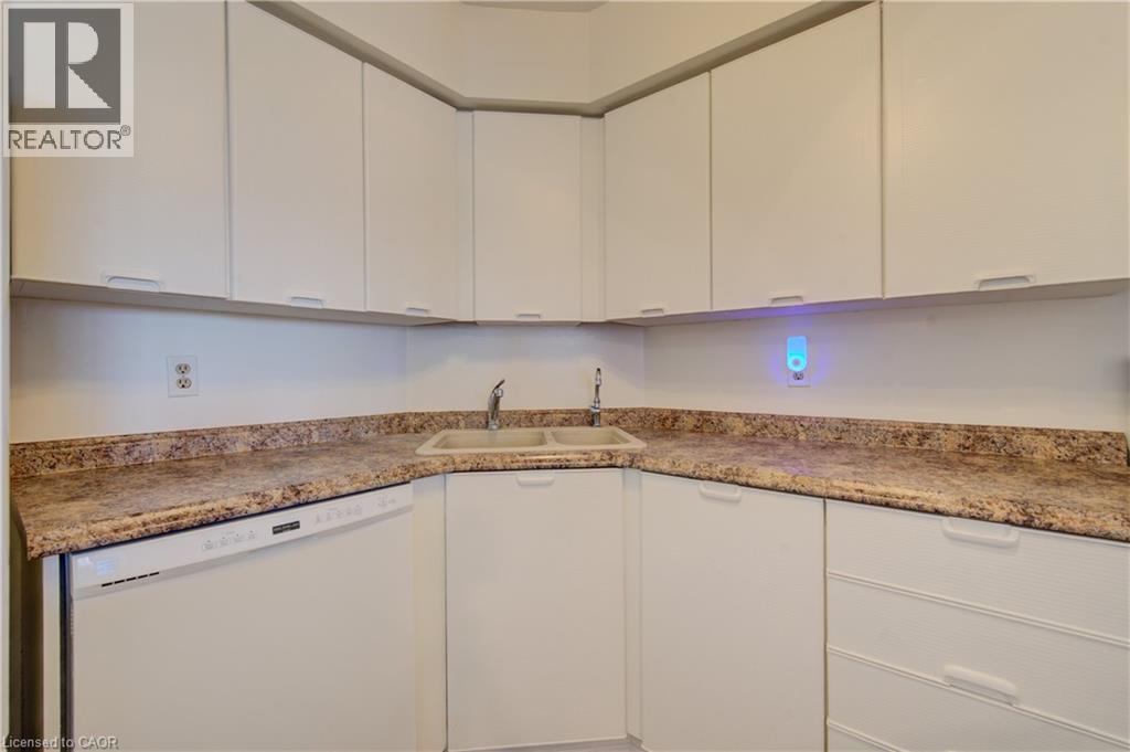237 KING Street W Unit# 102 thumbnail 13