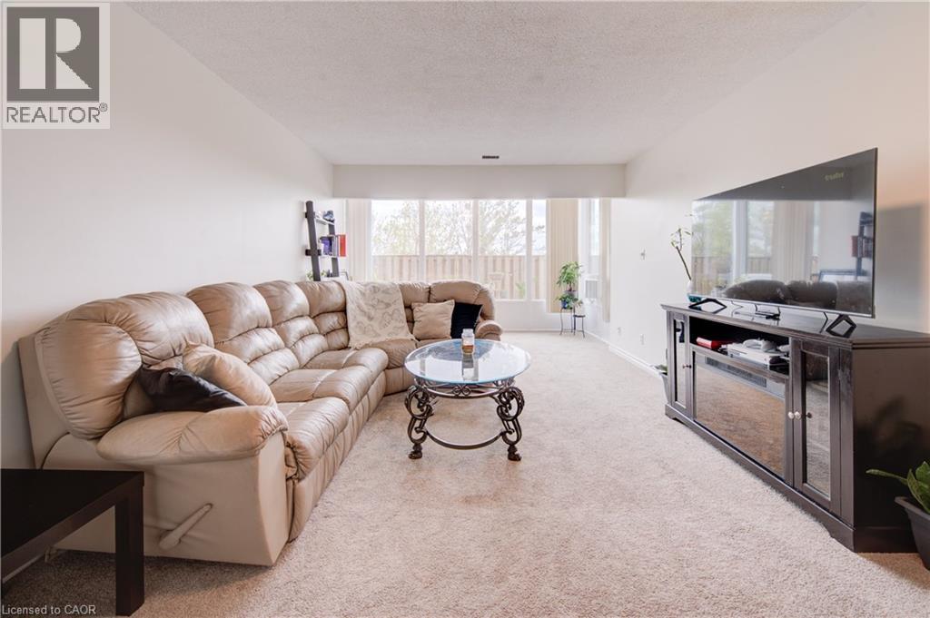237 KING Street W Unit# 102 thumbnail 16