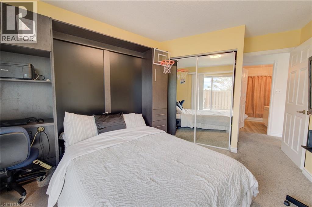 237 KING Street W Unit# 102 thumbnail 22