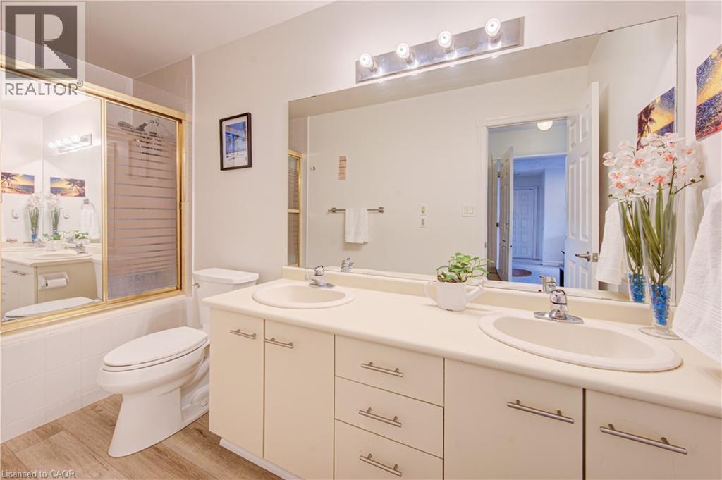 237 KING Street W Unit# 102 thumbnail 26