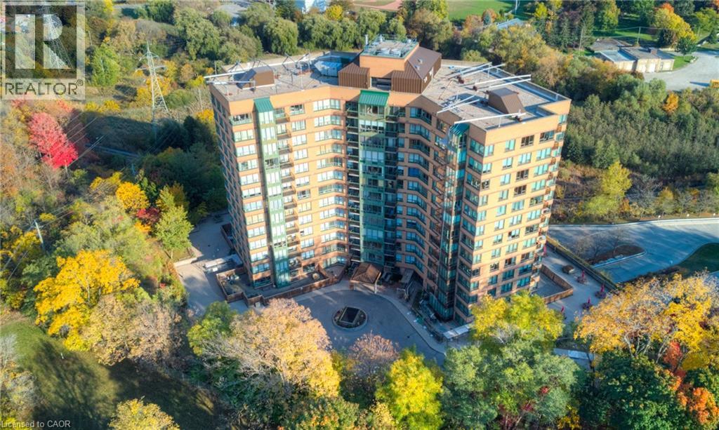 237 KING Street W Unit# 102 thumbnail 3