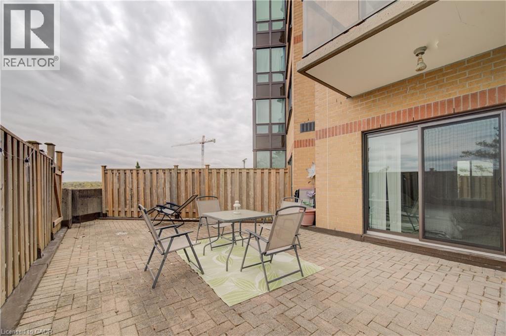 237 KING Street W Unit# 102 thumbnail 31