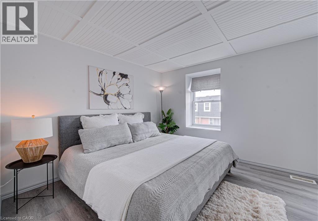 100 BLUEVALE Street N Unit# 22 thumbnail 25