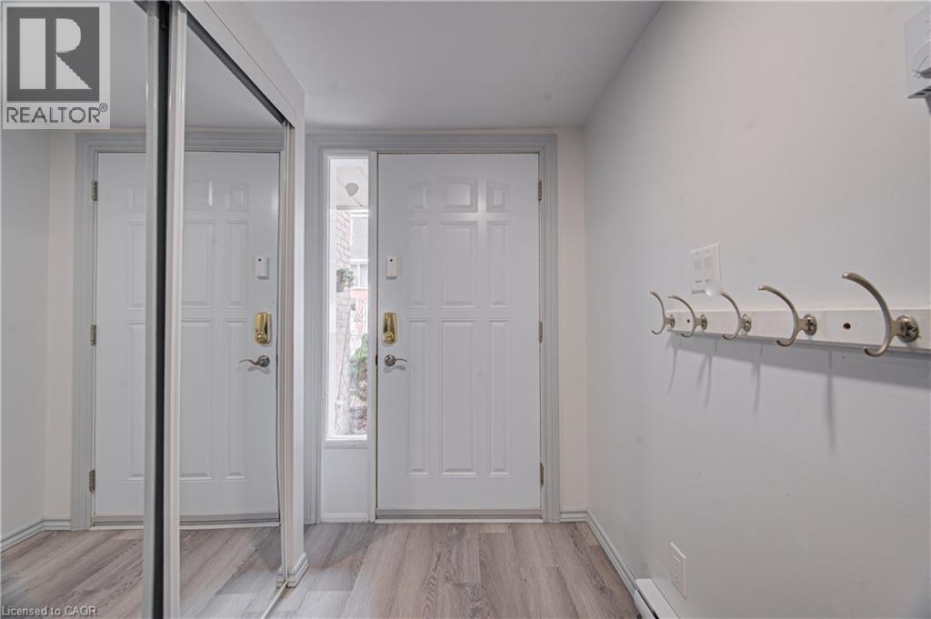 100 BLUEVALE Street N Unit# 22 thumbnail 5