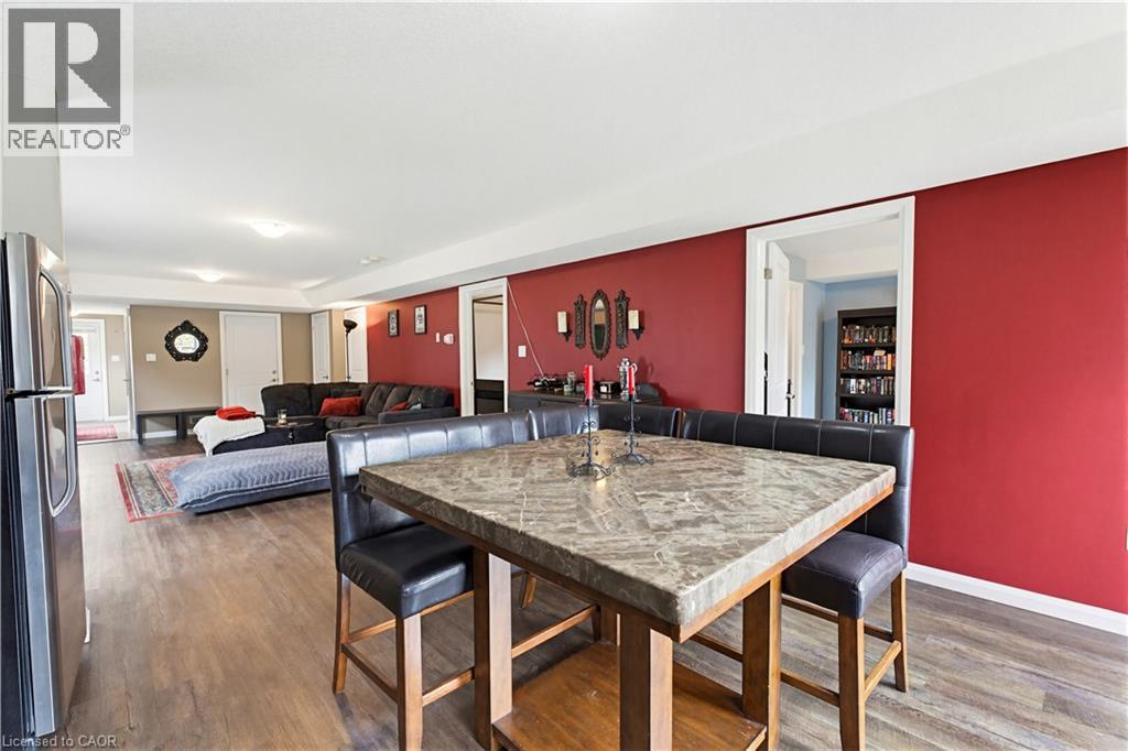 399 GREENFIELD Avenue thumbnail 12