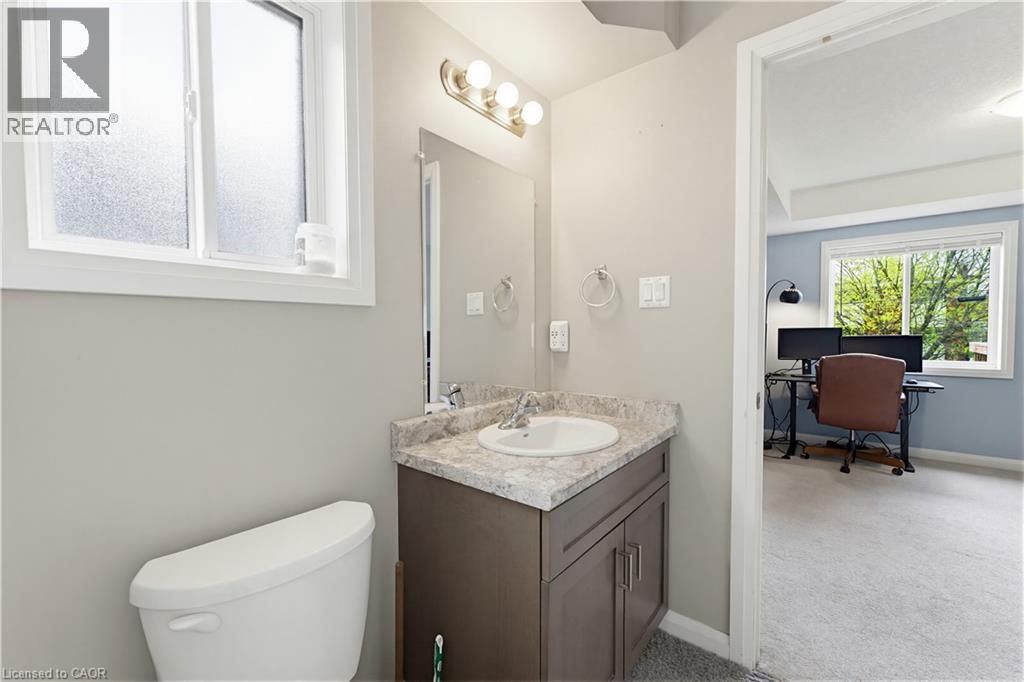 399 GREENFIELD Avenue thumbnail 15