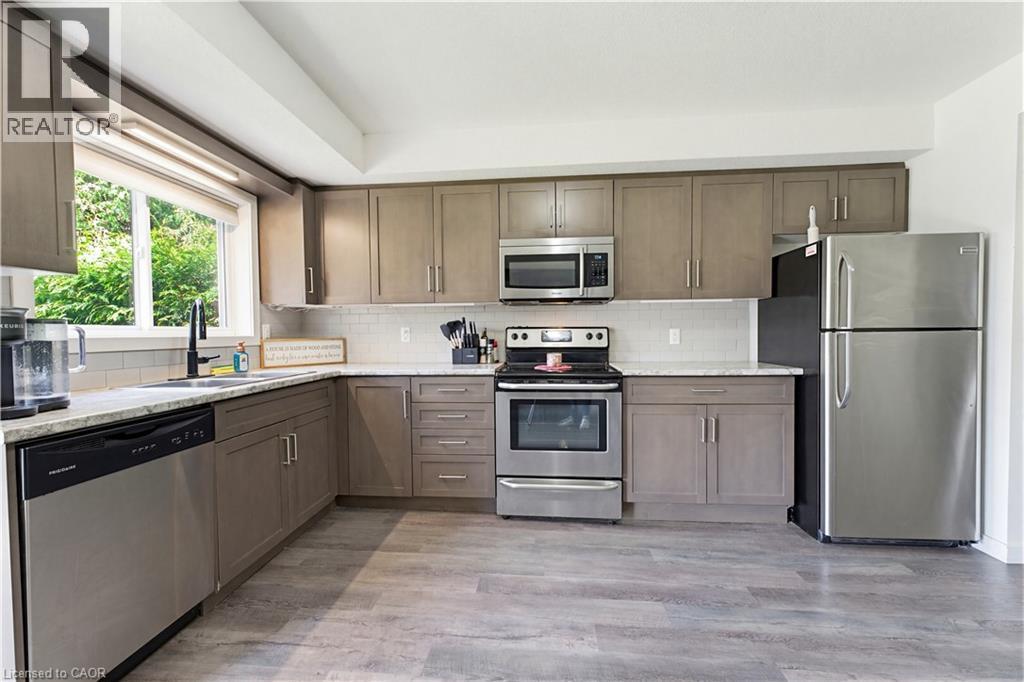 399 GREENFIELD Avenue thumbnail 21