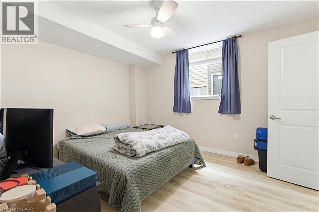 399 GREENFIELD Avenue thumbnail 25