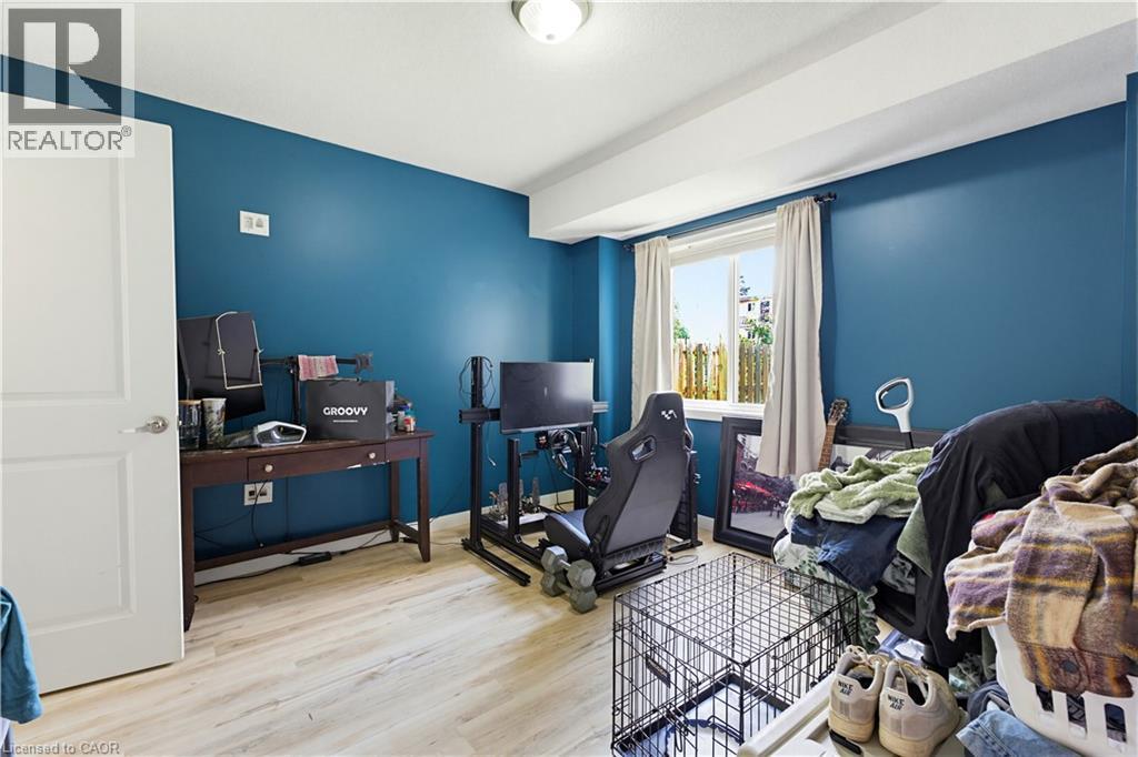 399 GREENFIELD Avenue thumbnail 26