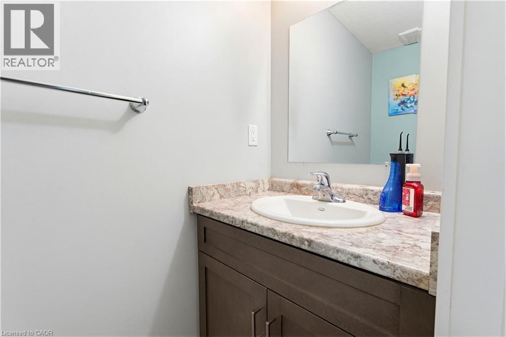 399 GREENFIELD Avenue thumbnail 28