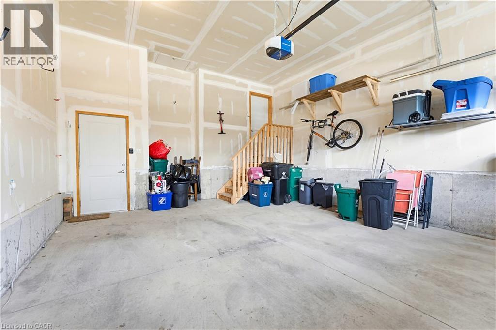 399 GREENFIELD Avenue thumbnail 4