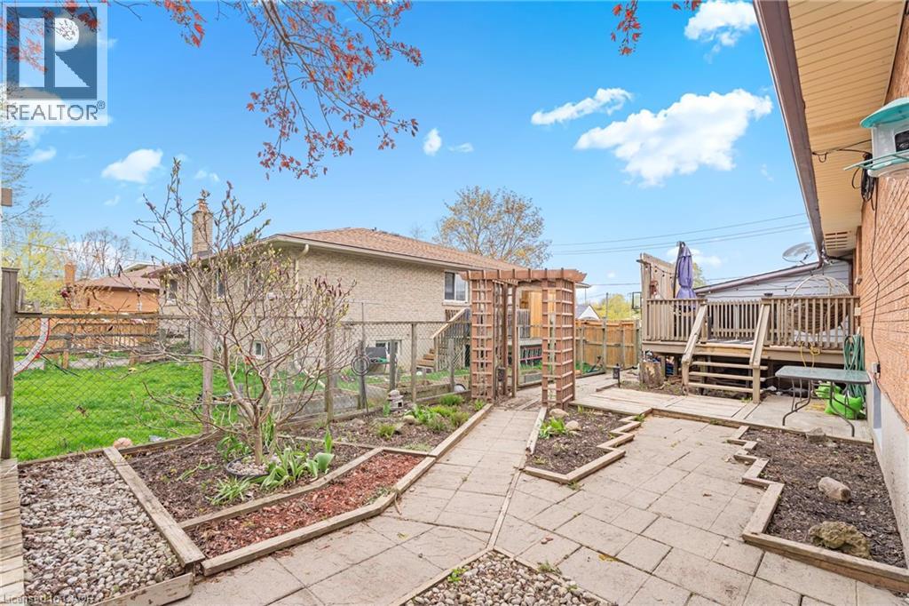 340 JACOB Street thumbnail 18