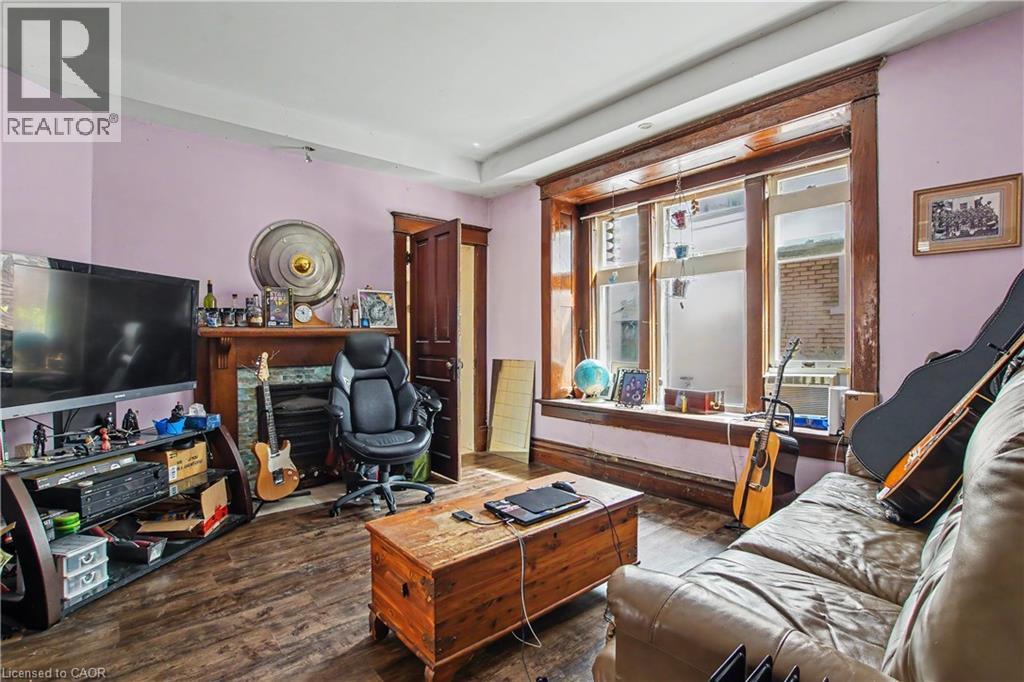 30 HOHNER Avenue thumbnail 10