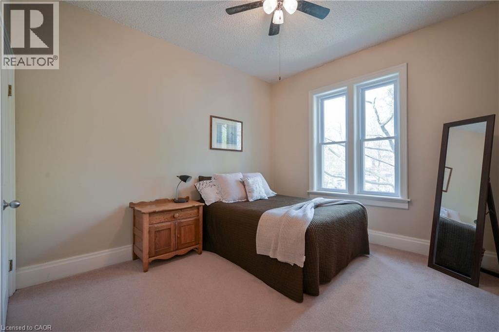 25 AHRENS Street W thumbnail 25