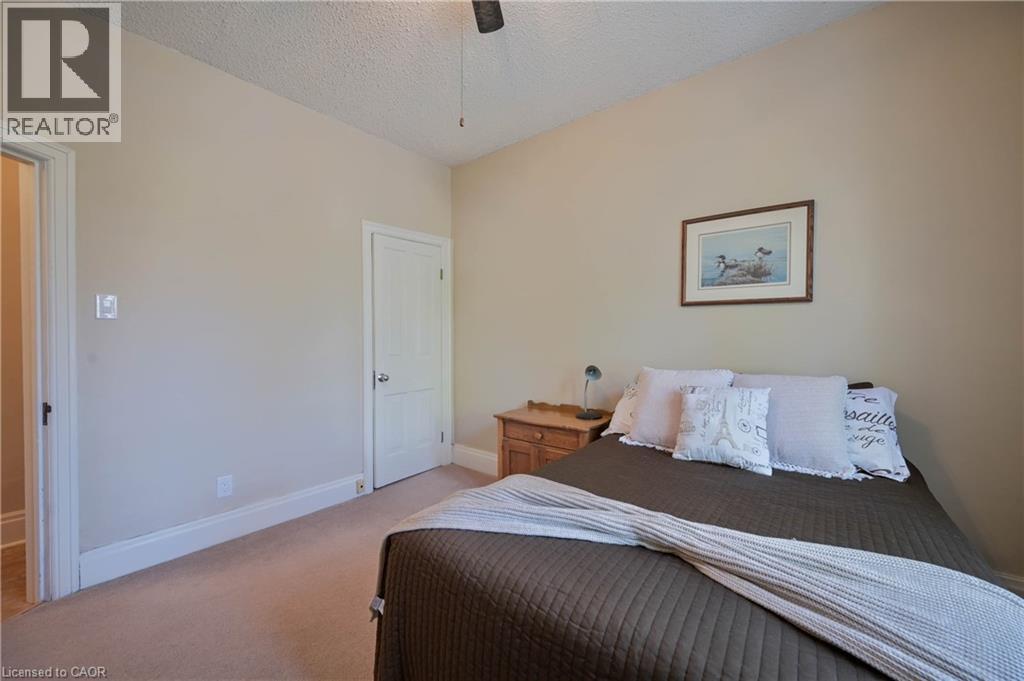 25 AHRENS Street W thumbnail 24