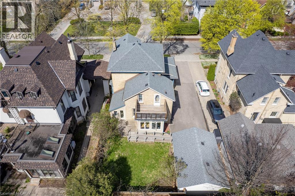 25 AHRENS Street W thumbnail 35