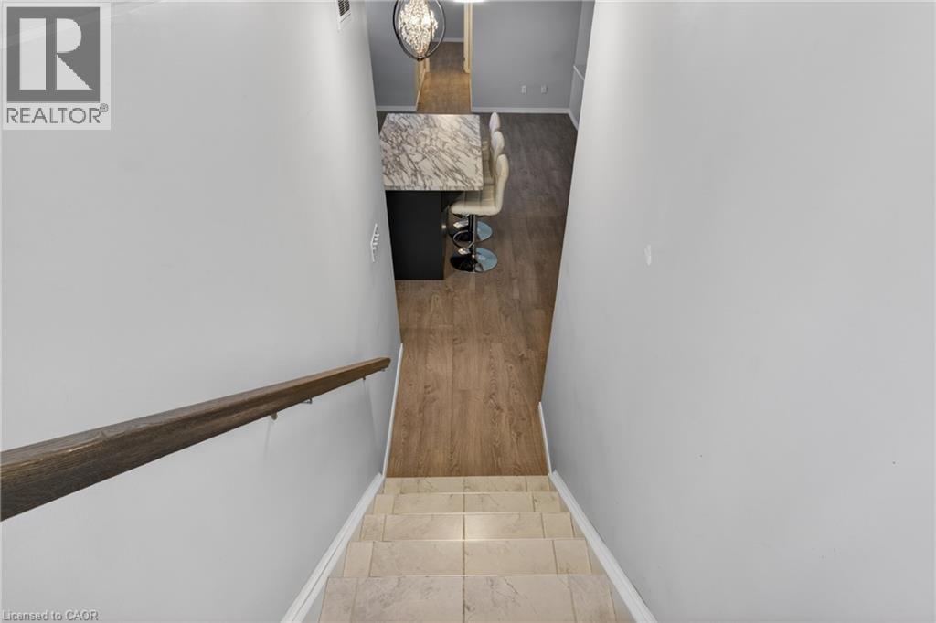 235 JESSICA Crescent Unit# A thumbnail 4
