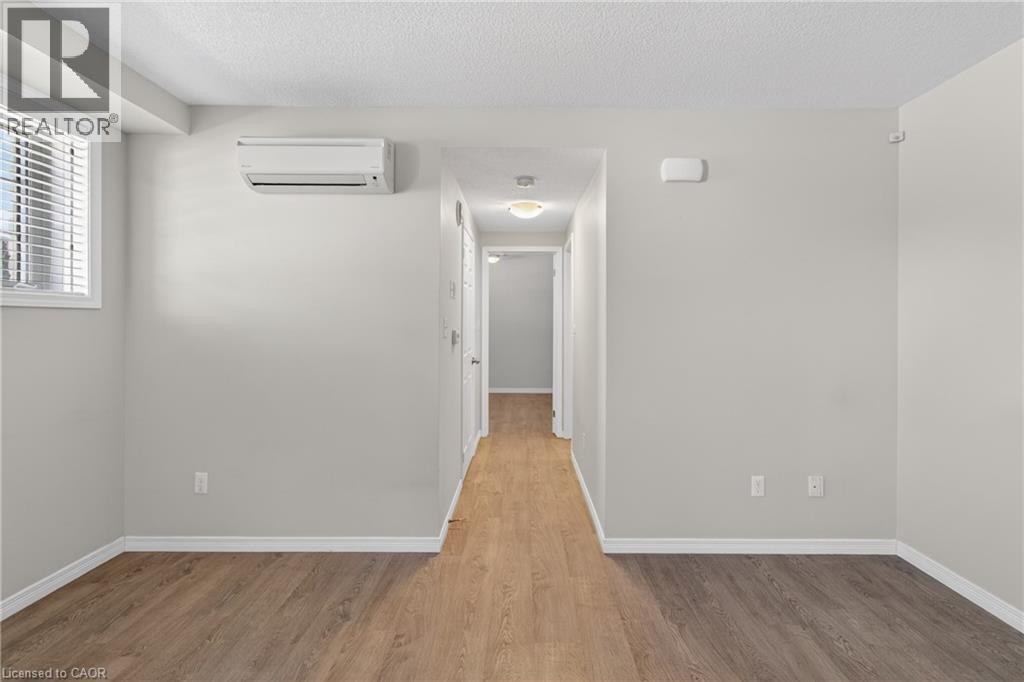 235 JESSICA Crescent Unit# A thumbnail 9