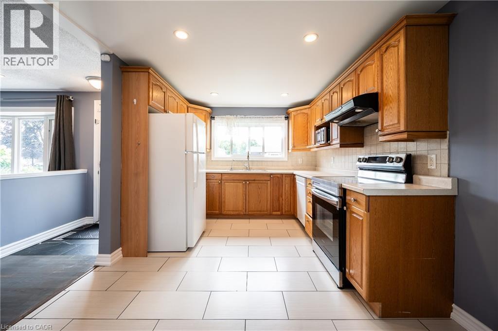 66 BELWOOD Crescent thumbnail 11