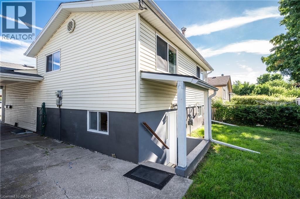 66 BELWOOD Crescent thumbnail 20