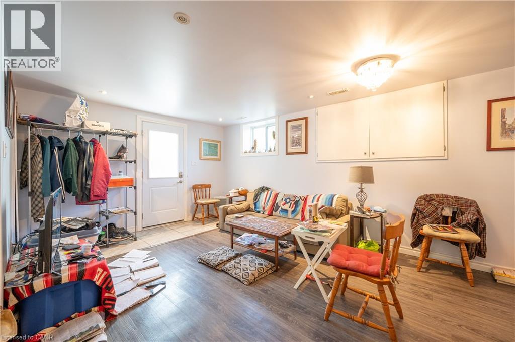 66 BELWOOD Crescent thumbnail 22