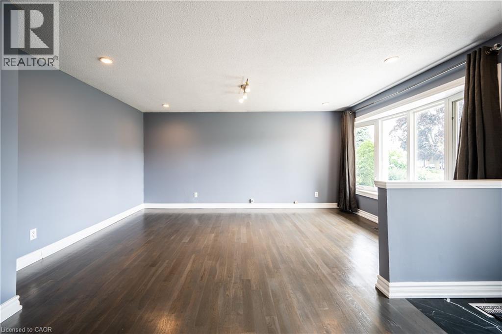 66 BELWOOD Crescent thumbnail 3