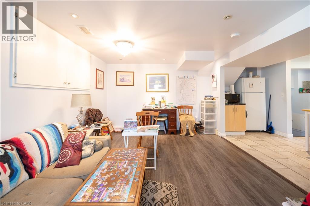 66 BELWOOD Crescent thumbnail 30