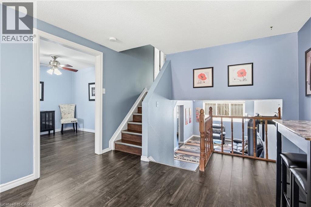 519 PINETREE Crescent thumbnail 13