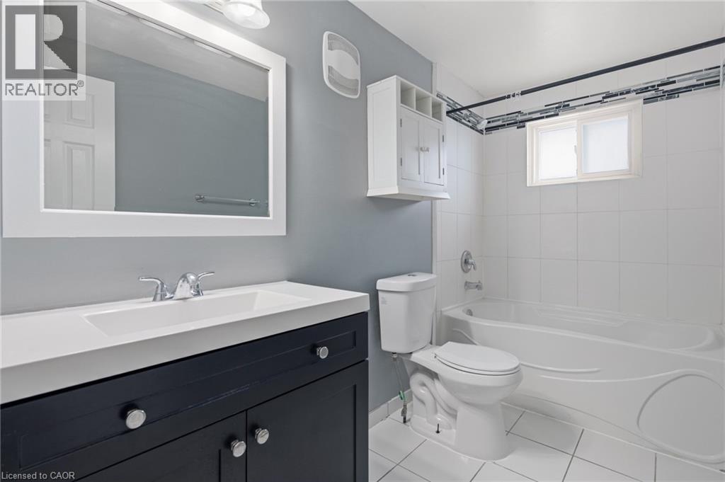 519 PINETREE Crescent thumbnail 18