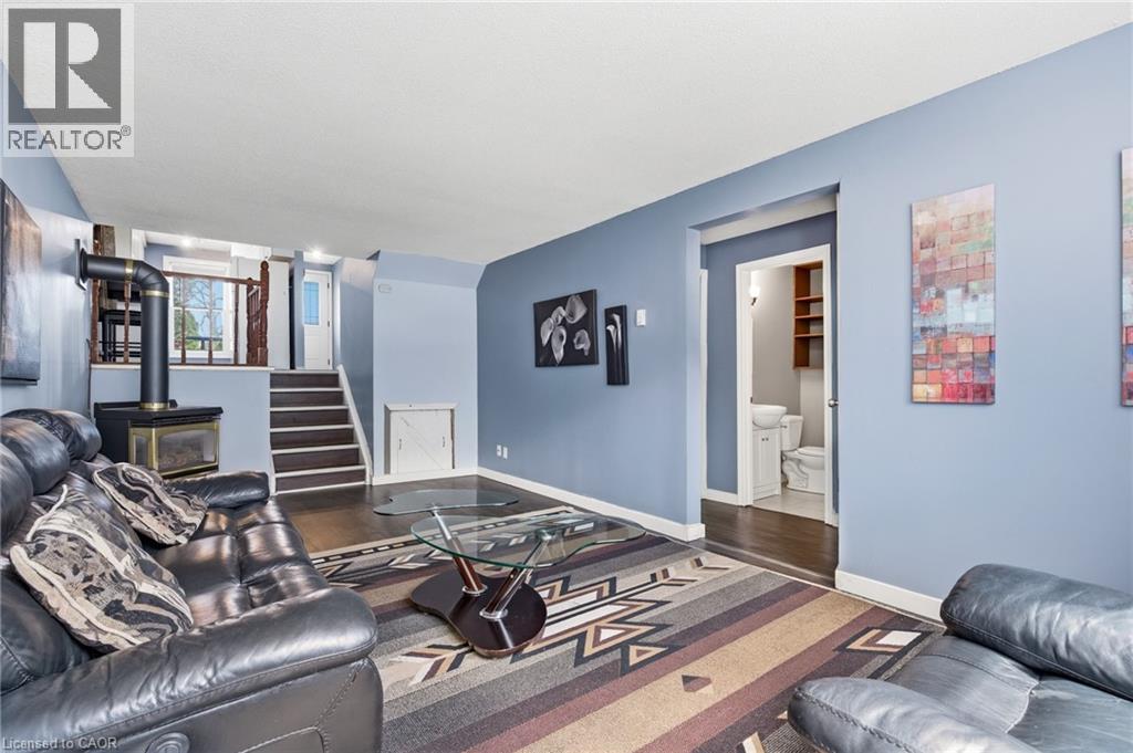 519 PINETREE Crescent thumbnail 19