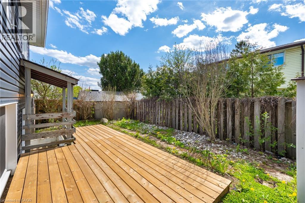 519 PINETREE Crescent thumbnail 23