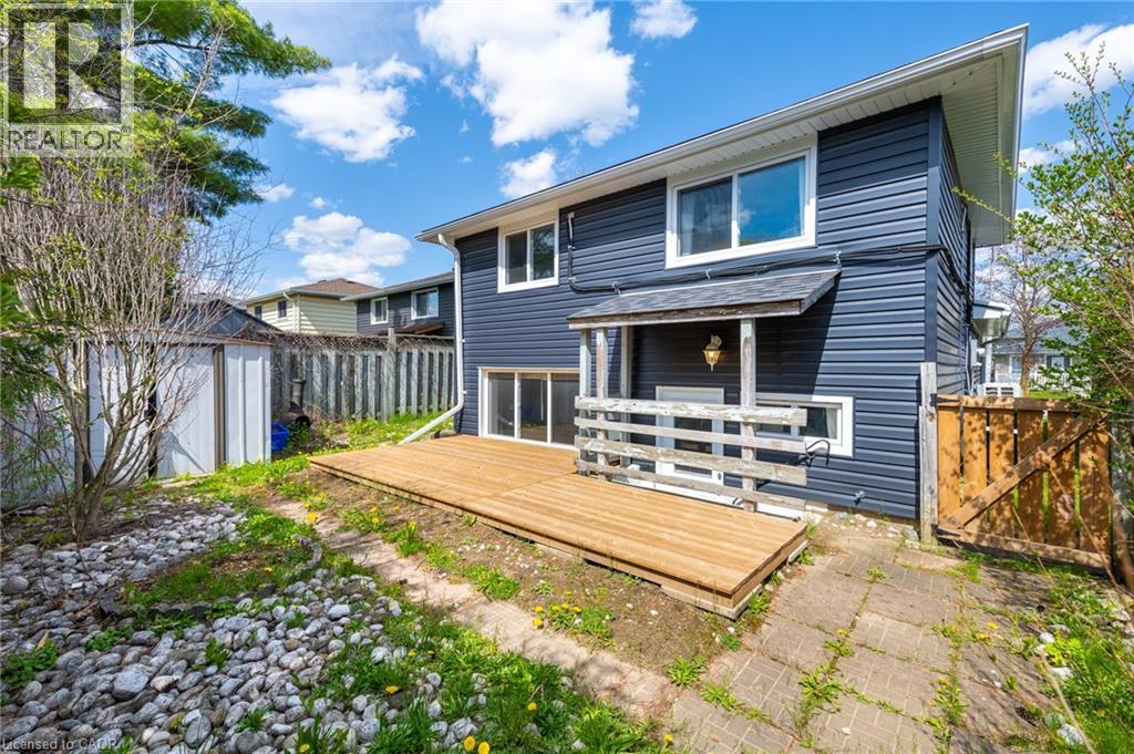 519 PINETREE Crescent thumbnail 24
