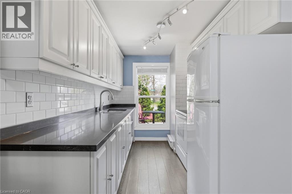 519 PINETREE Crescent thumbnail 9