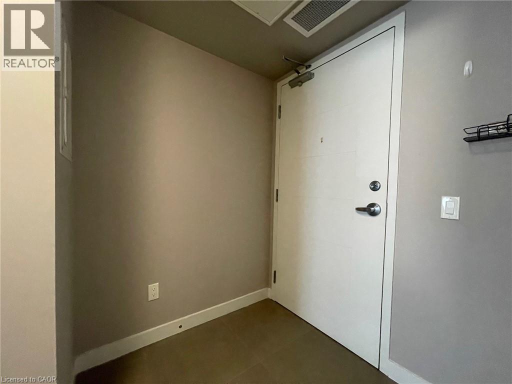 308 LESTER Street Unit# 531 thumbnail 8