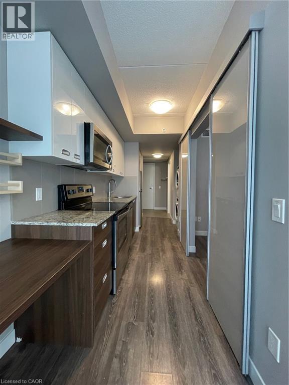 308 LESTER Street Unit# 531 thumbnail 4