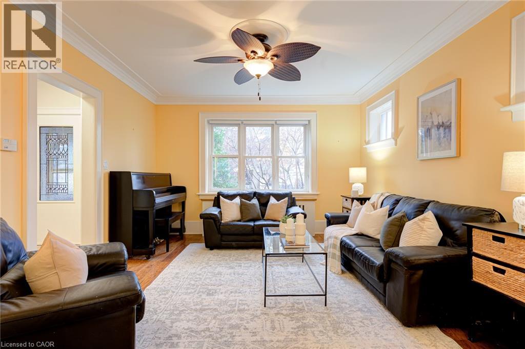 16 BORDEN Avenue N thumbnail 21