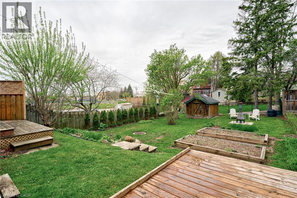 16 BORDEN Avenue N thumbnail 16