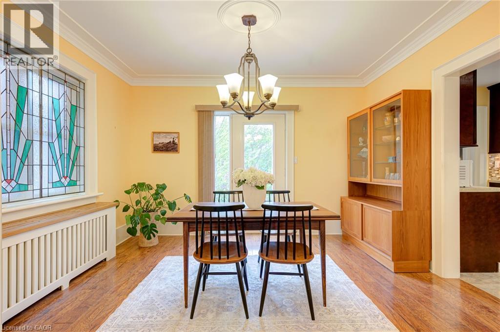 16 BORDEN Avenue N thumbnail 25