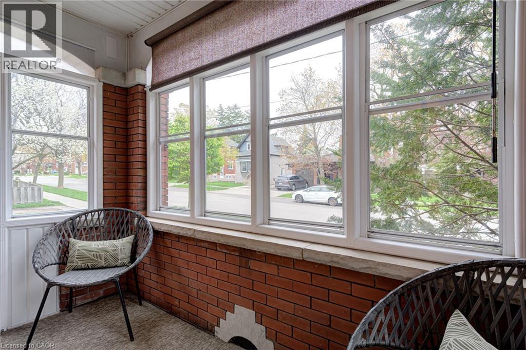 16 BORDEN Avenue N thumbnail 44