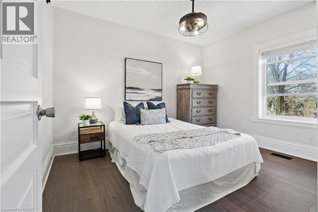 855 HAMILTON Street thumbnail 23