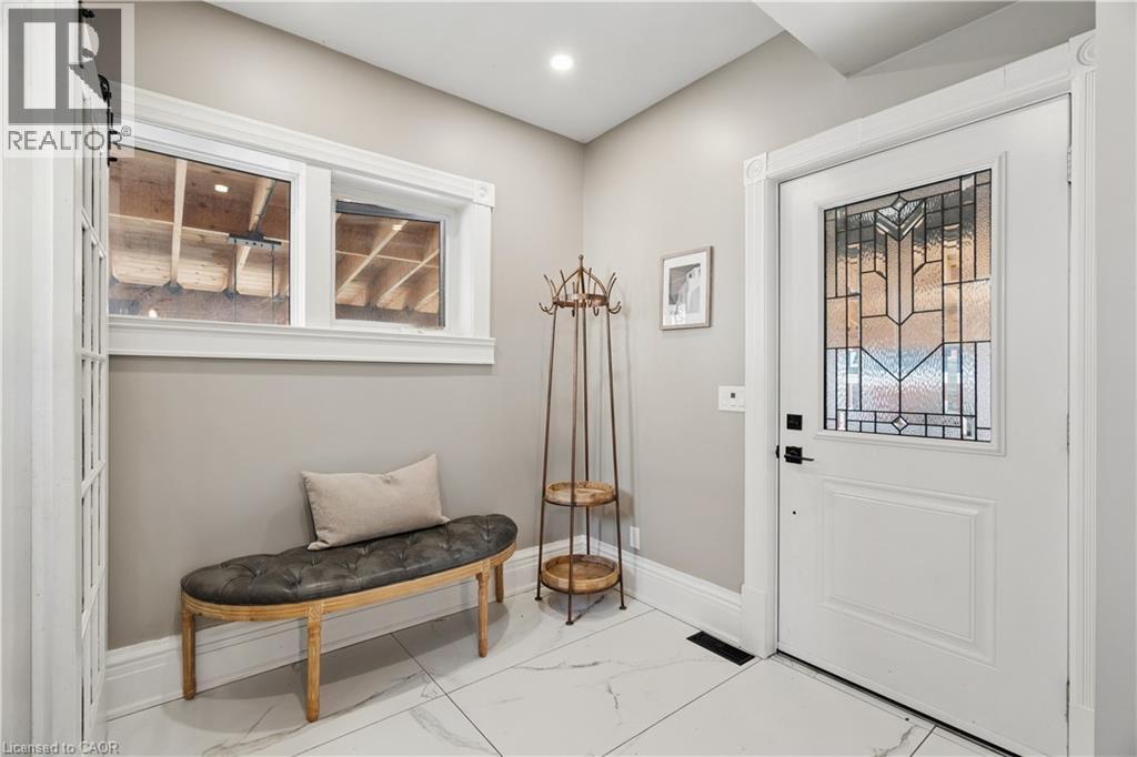 855 HAMILTON Street thumbnail 18