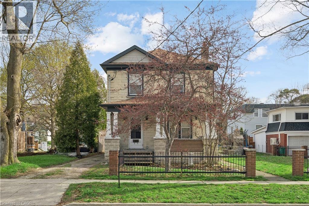 855 HAMILTON Street thumbnail 2
